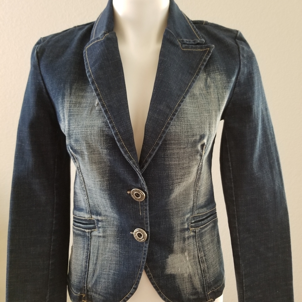 Jean Jacket - Picture 4 of 10